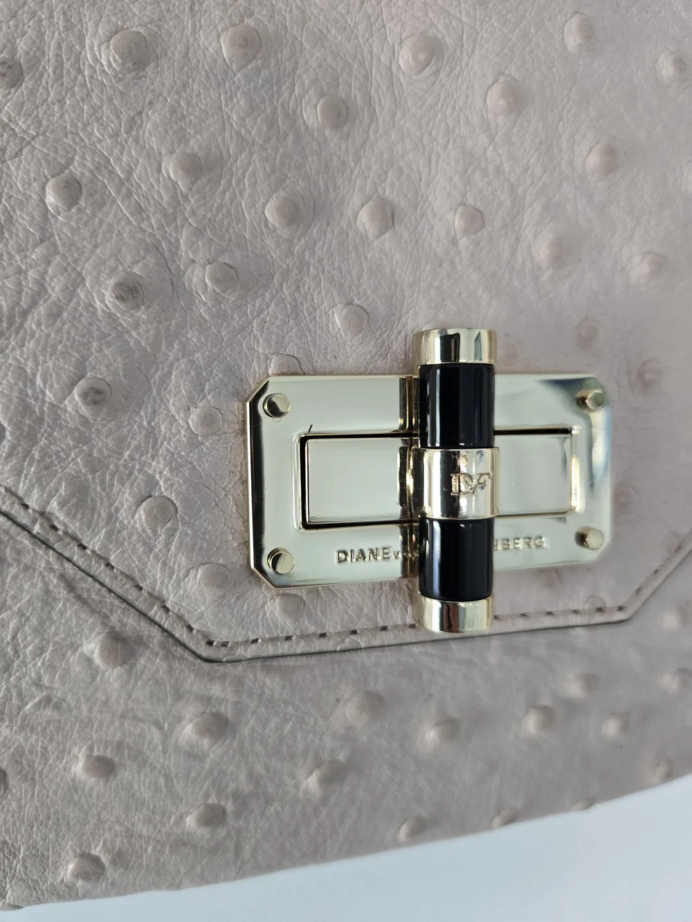 DIANE VON FURSTENBERG Secret Agent Structured Pale Pink Leather Bag